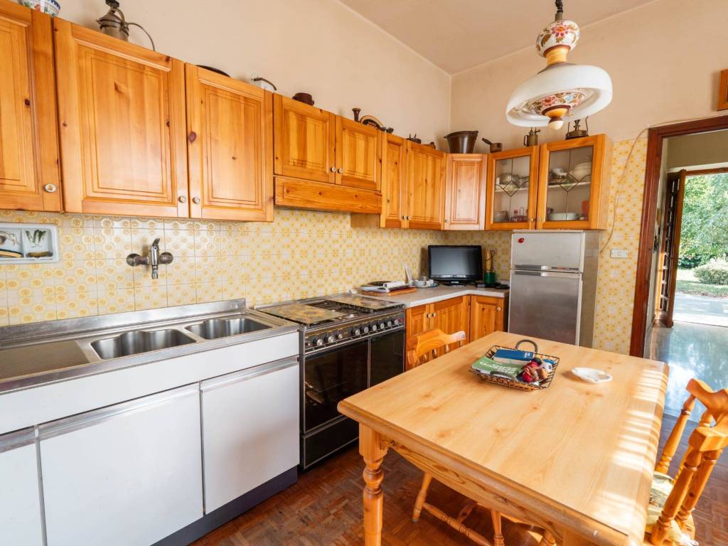 Villa a Bagnolo piemonte in Via Borgia, 16 - Foto 5