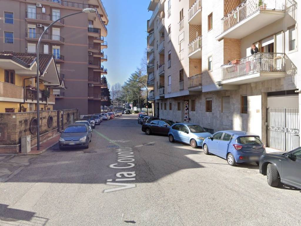 Box / garage a Avellino in Via Aurelio Covotti - Foto 3