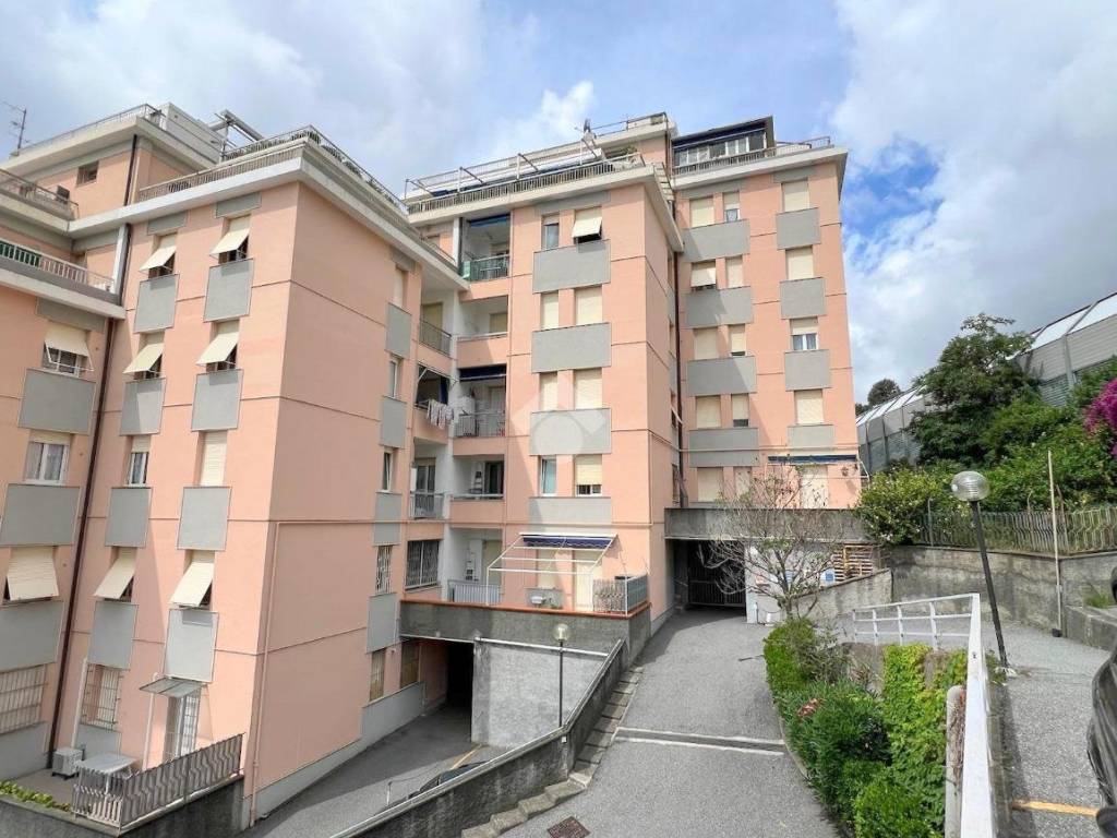 Appartamento a Cogoleto in Via Gioiello, 209 - Foto 2