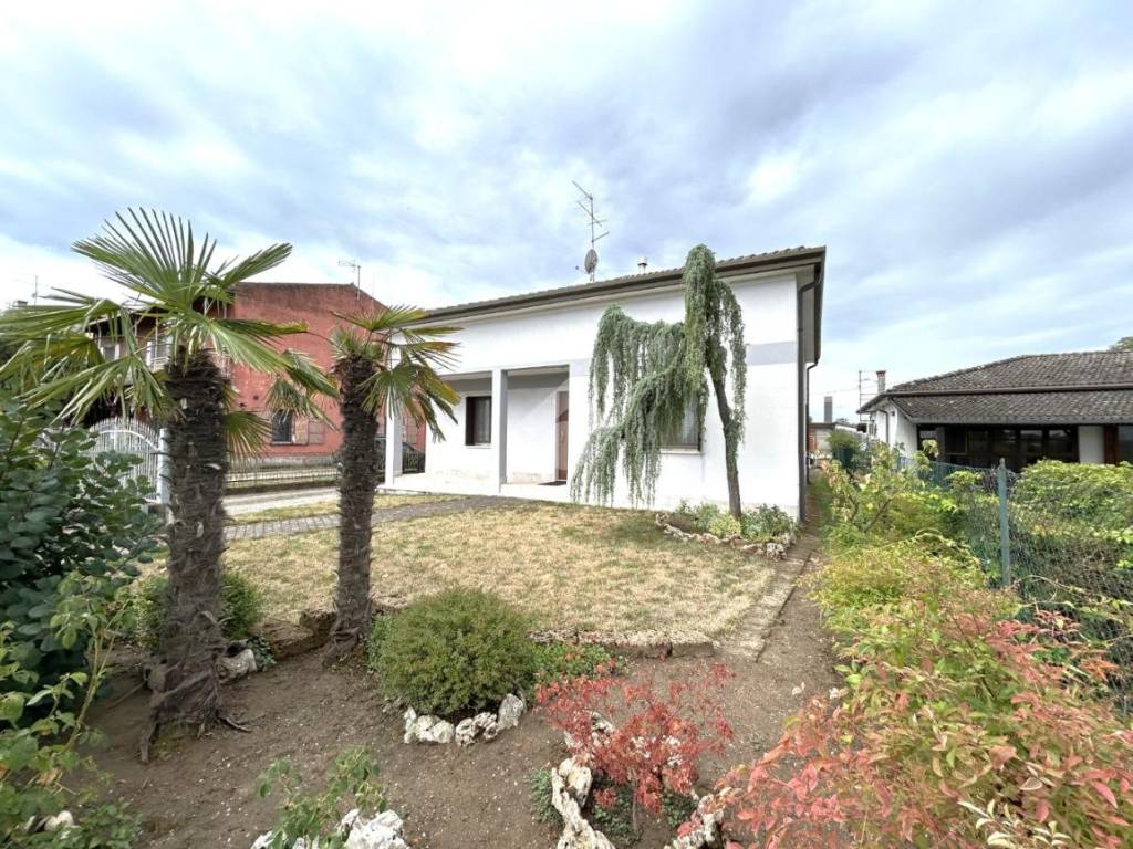 Villa a Isola della scala - Foto 2