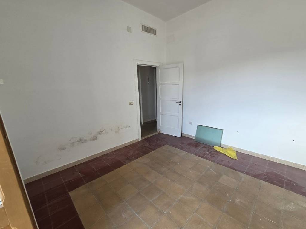 Appartamento a Parabita in Via Padre Semeria - Foto 5