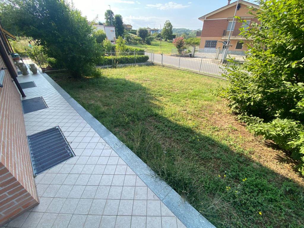 Appartamento a Vezza d'alba in Via Castagnito, 3 - Foto 4