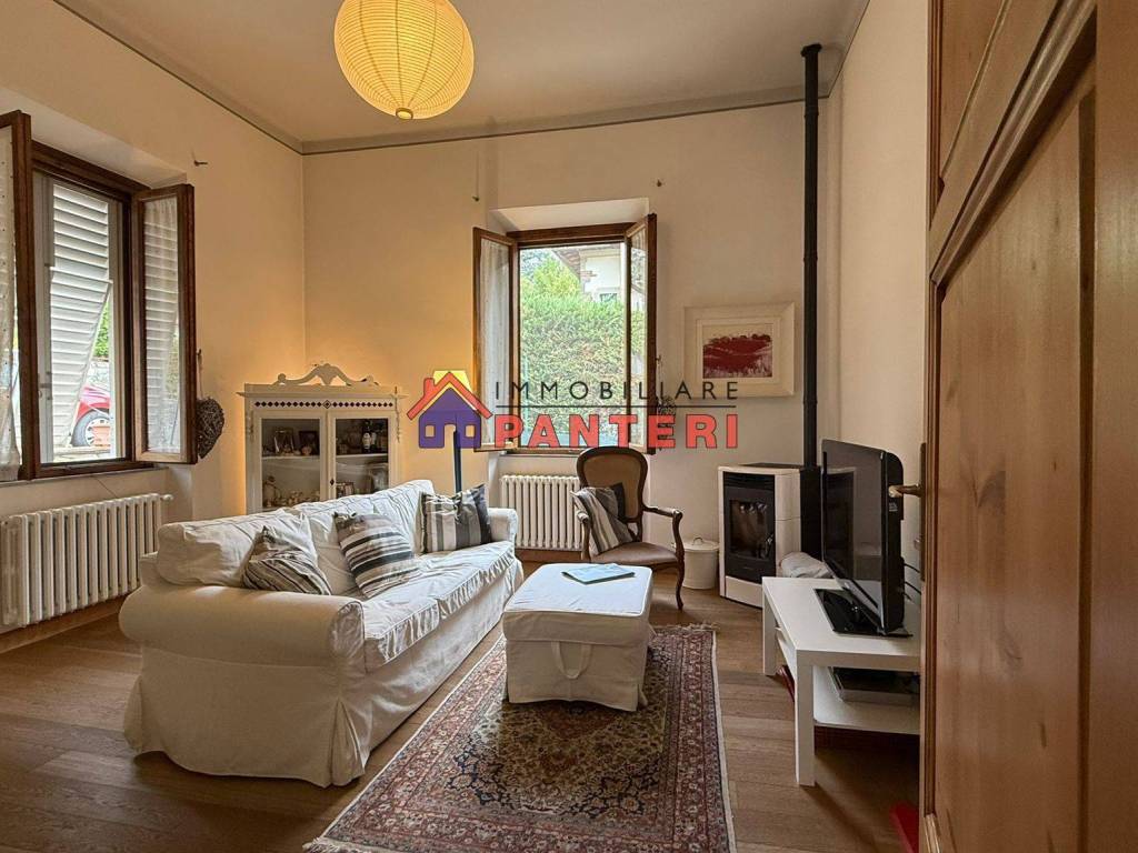 Villa a Pescia in Via Sismondi - Foto 2