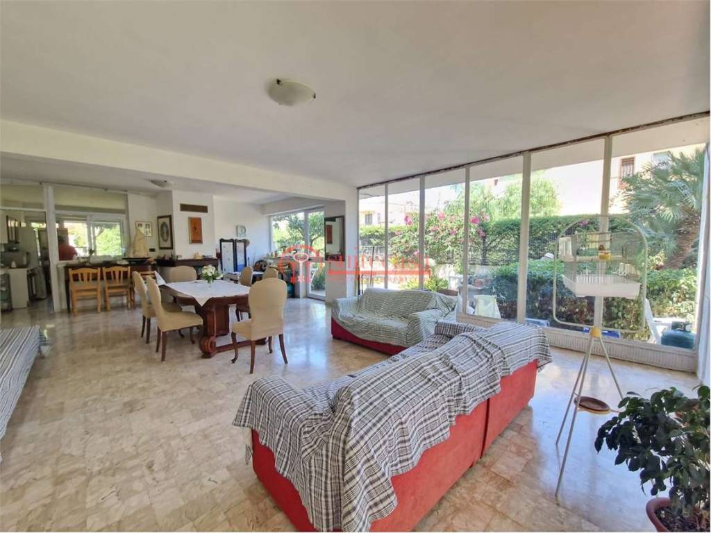Villa a Trani in via Duchessa D'andria - Foto 2