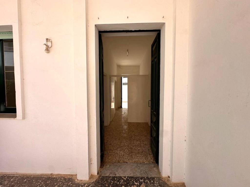 Casa indipendente a Racale in Strada Comunale Occhio Chiuso - Foto 2