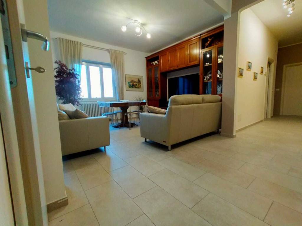 Appartamento a Imperia in Via Rambaldo - Foto 2