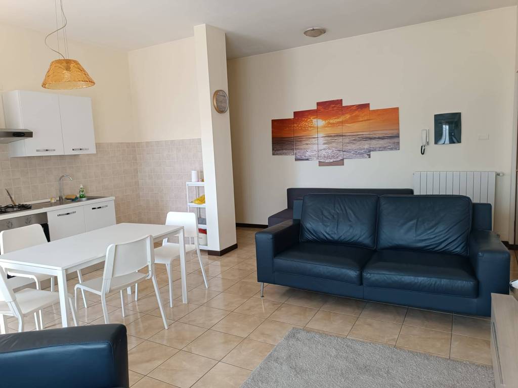Appartamento a Gorla minore in Via Ambrogio Colombo, 204 - Foto 3