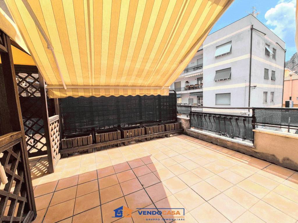 Appartamento a Finale ligure in Via Domenico Brunenghi - Foto 3