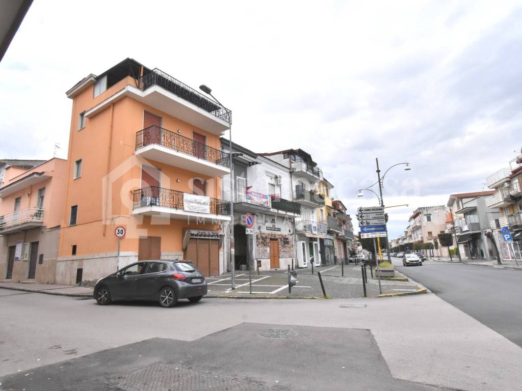 Appartamento a Brusciano in Via Camillo Cucca - Foto 2
