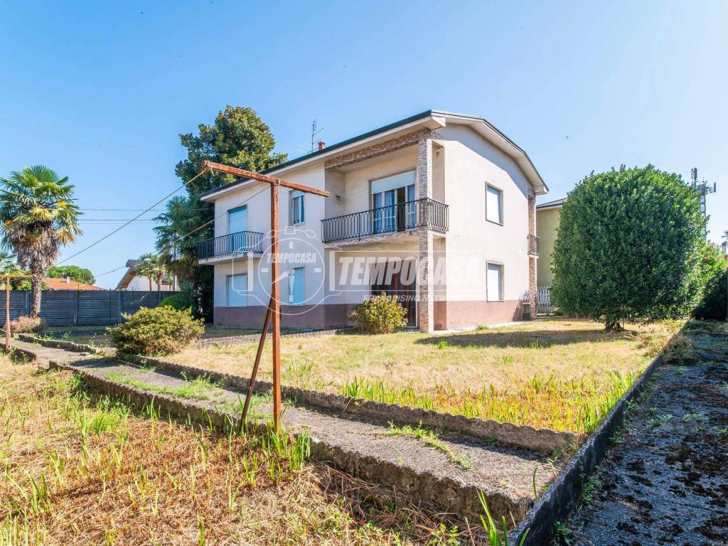 Villa a Gorla minore in Via Montenero 23 - Foto 5