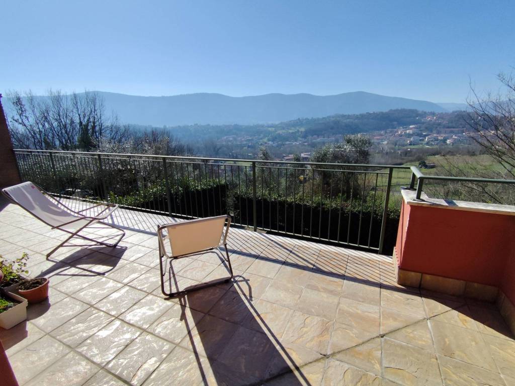 Villa a Ceccano in Via Colle Antico, 34 - Foto 3