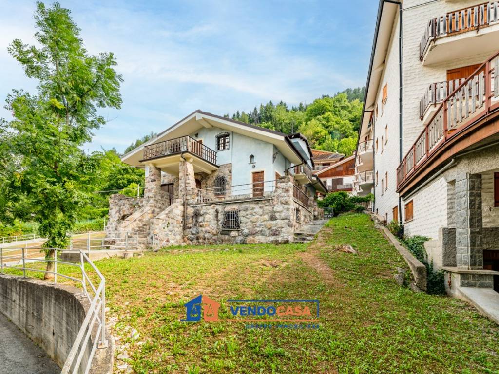 Appartamento a Limone piemonte in Viale Valleggia, 15 - Foto 2