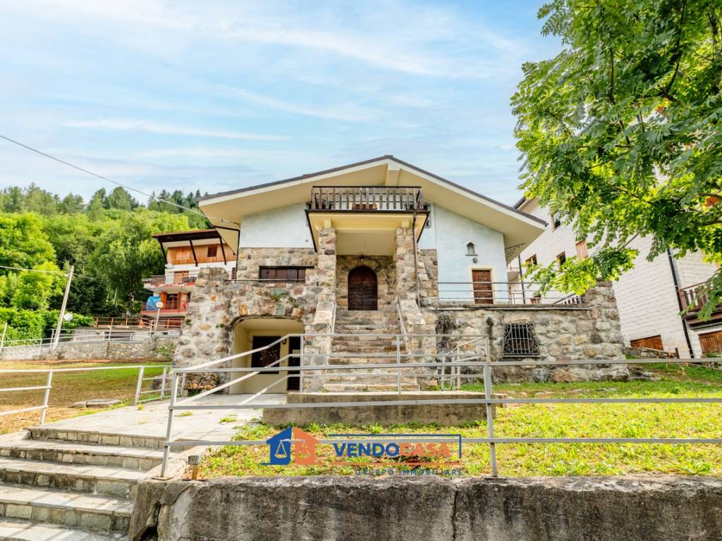 Appartamento a Limone piemonte in Viale Valleggia, 15 - Foto 3