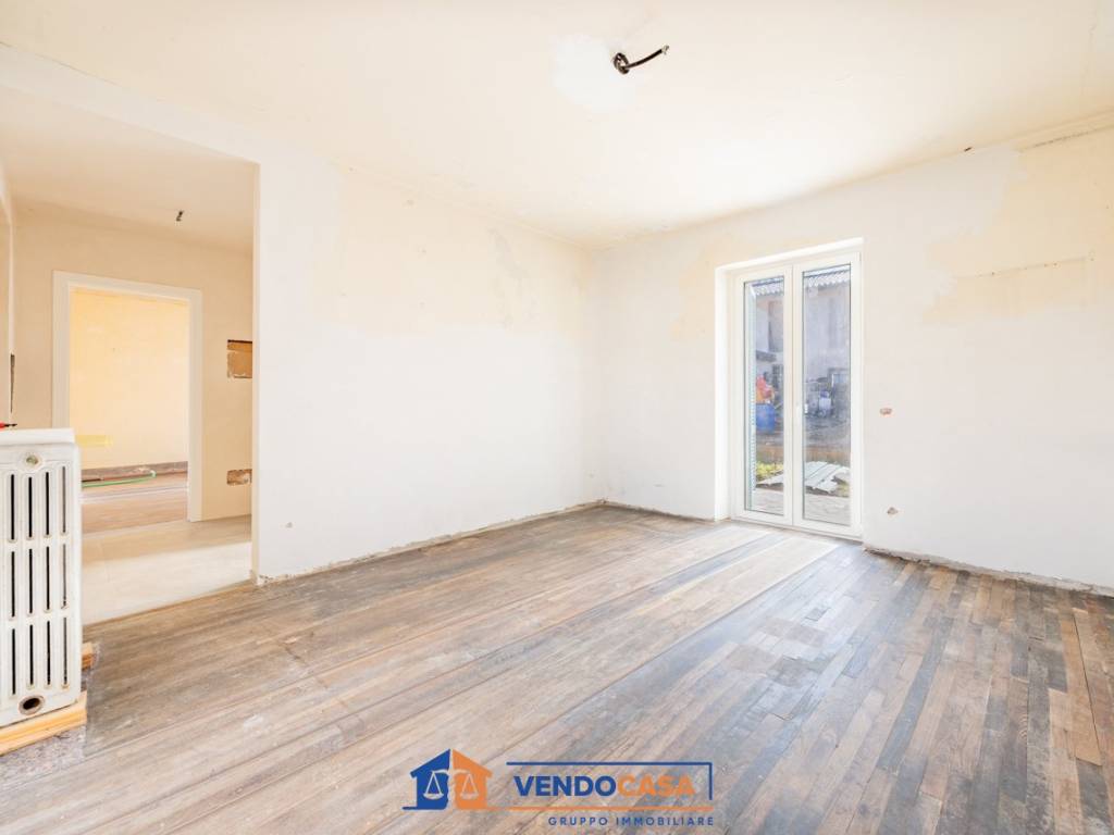 Appartamento a Dogliani in Via Generale Martinengo, 58 - Foto 3