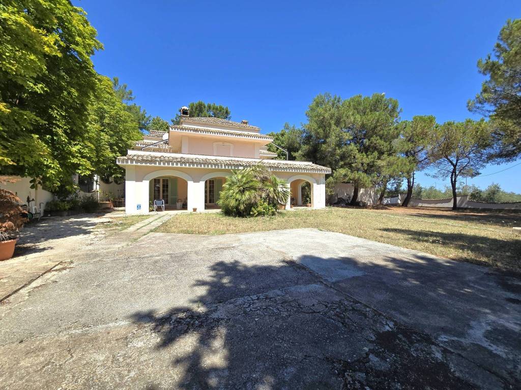 Villa a Spoltore in Via Danubio, 11 - Foto 2