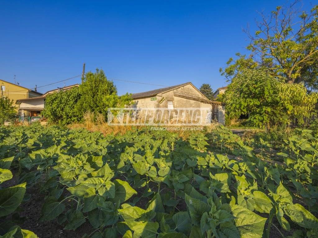 Rustico / casale a Corridonia in Via San Claudio - Foto 4