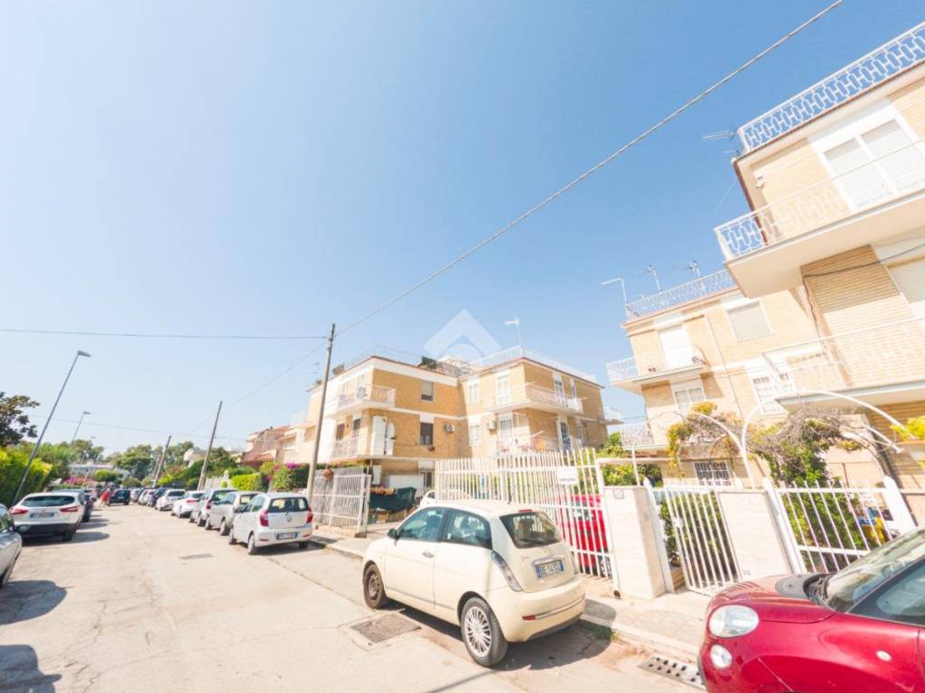 Appartamento a Manfredonia in Viale Cardinale B. della Cueva, 32 - Foto 4