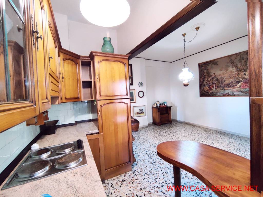 Appartamento a Montevarchi in Via Leonardo da Vinci - Foto 4