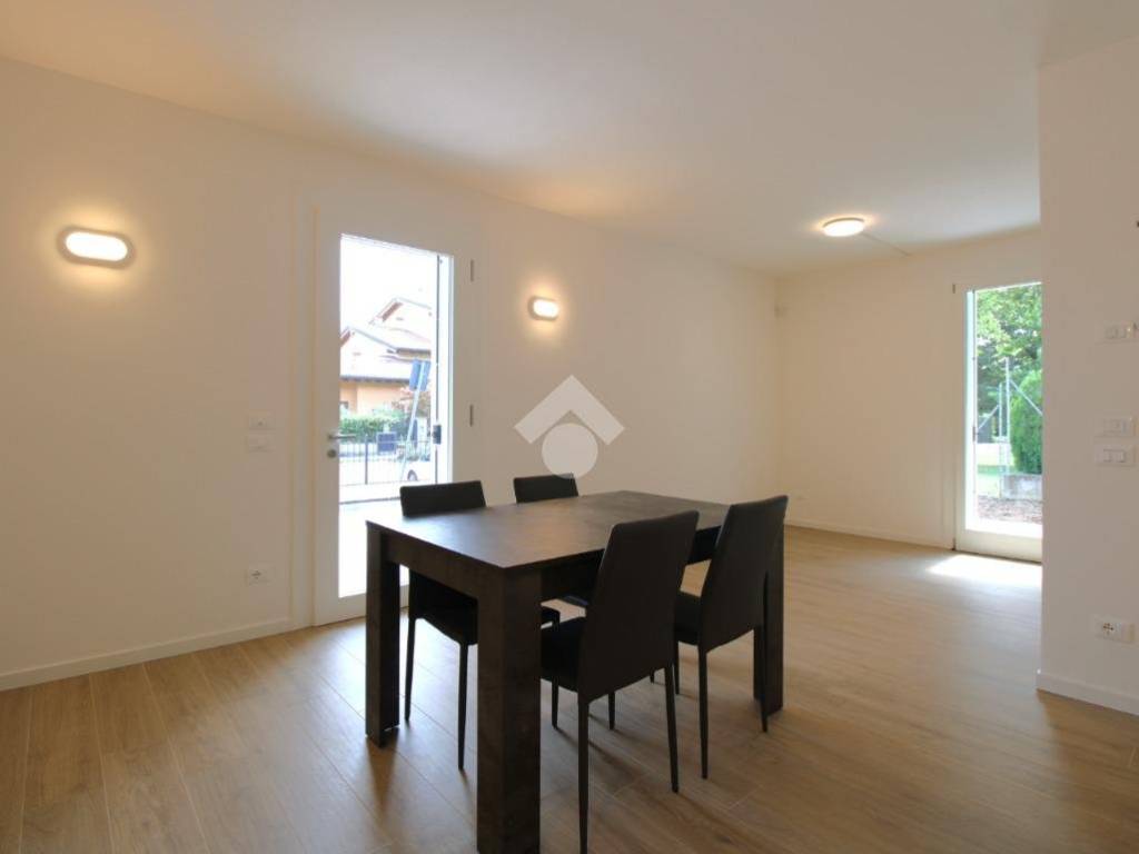 Appartamento a Montecchio maggiore in Corso Matteotti, 34 - Foto 2