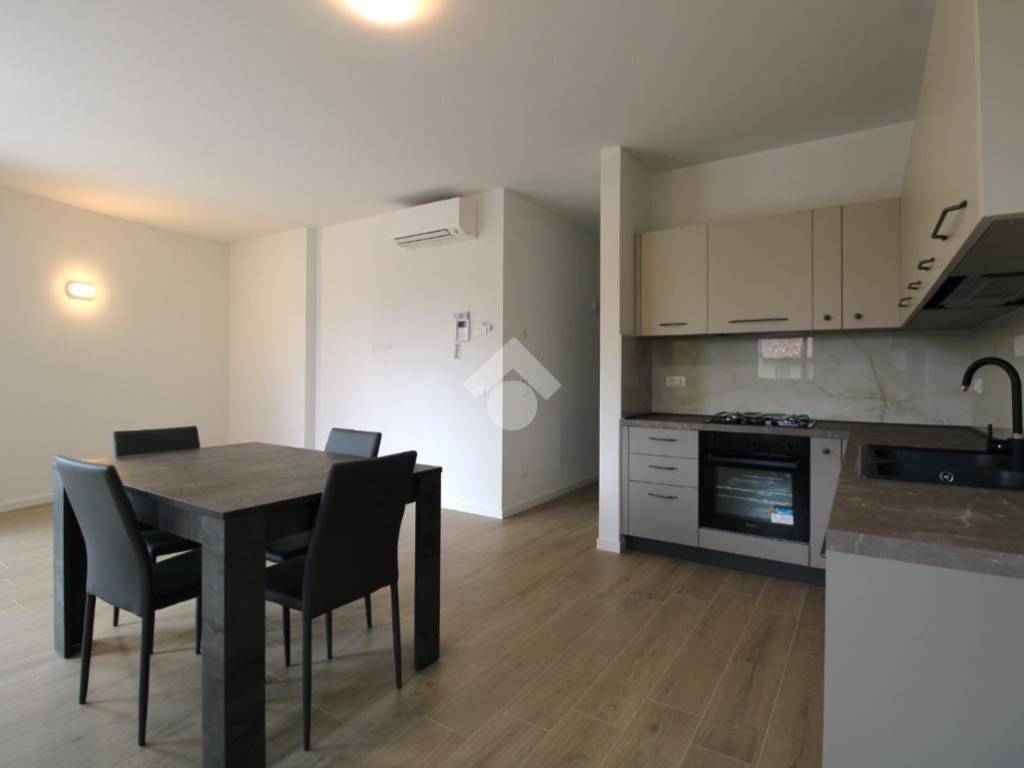 Appartamento a Montecchio maggiore in Corso Matteotti, 34 - Foto 3