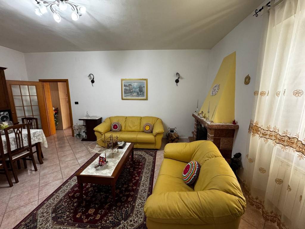Appartamento a Ortona in Strada Comunale Aquilano - Foto 2
