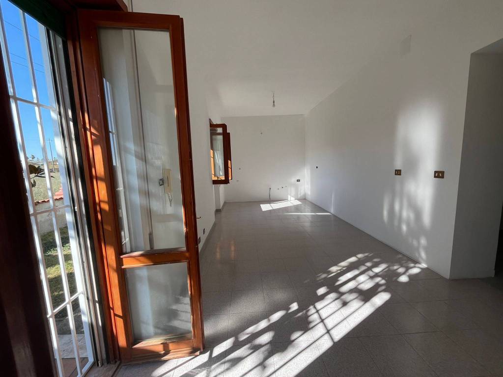 Villa a Aprilia in Via Plutone, 1 - Foto 5