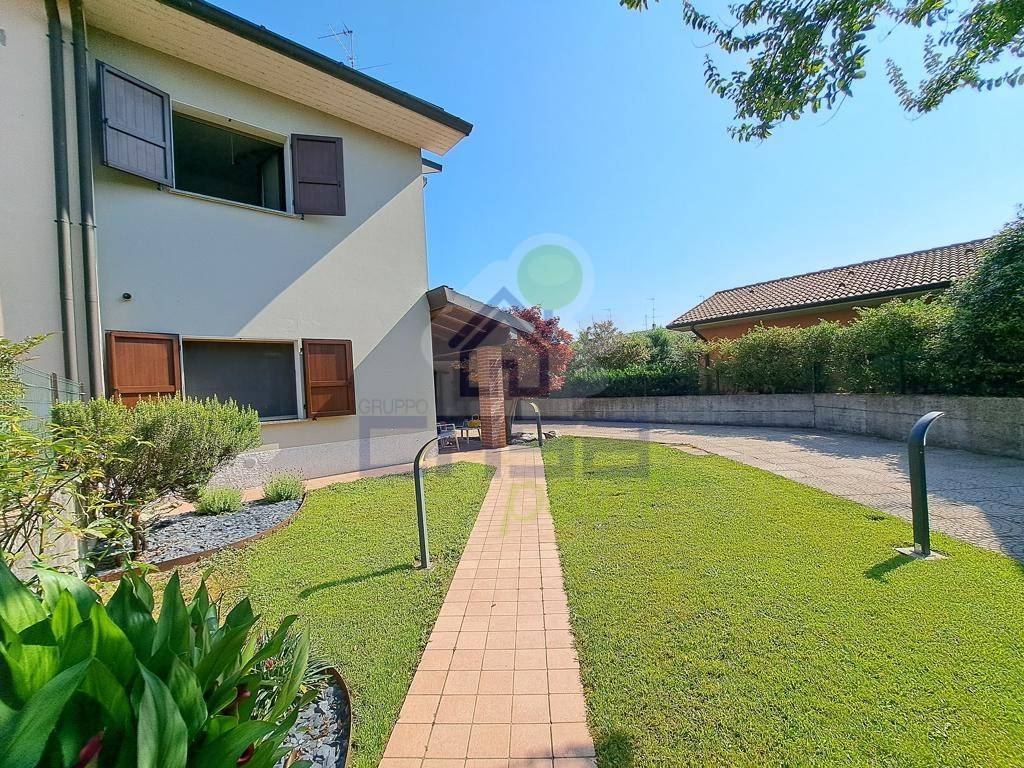 Villa a Malagnino in via Giovanni falcone - Foto 2