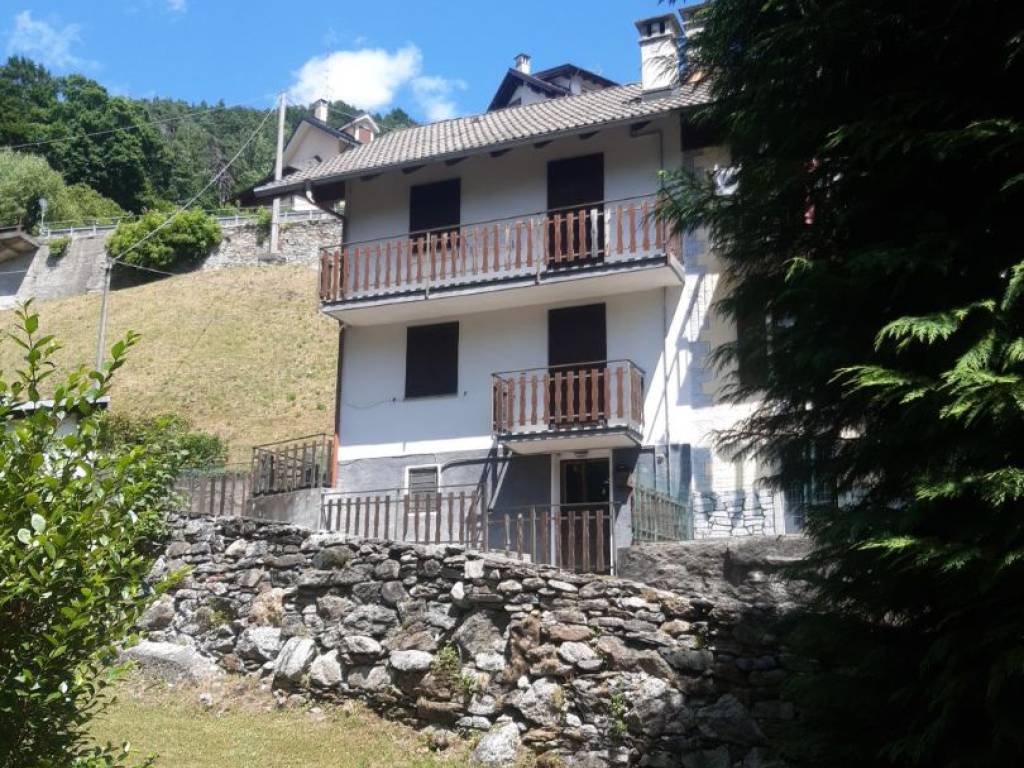 Casa indipendente a Malesco in Via ai Molini, 8 - Foto 2