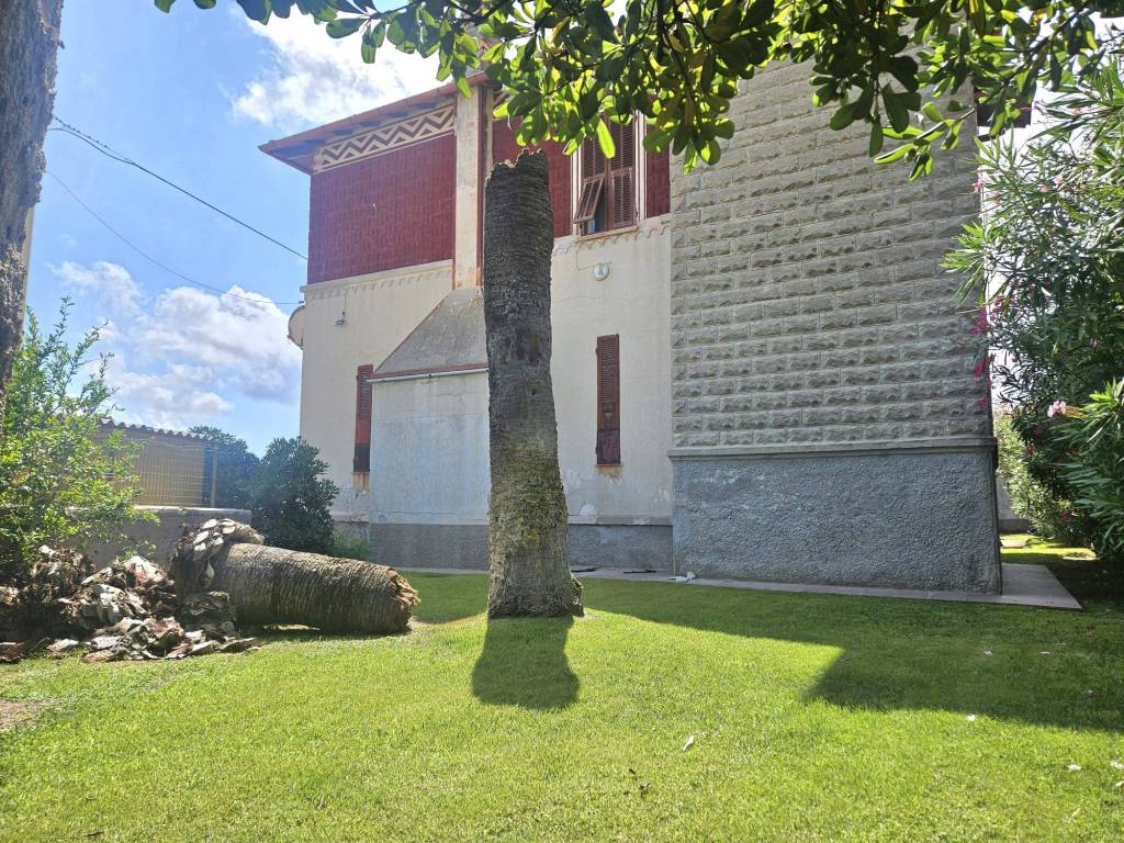Villa a Borgio verezzi in Via 25 Aprile, 98 - Foto 3