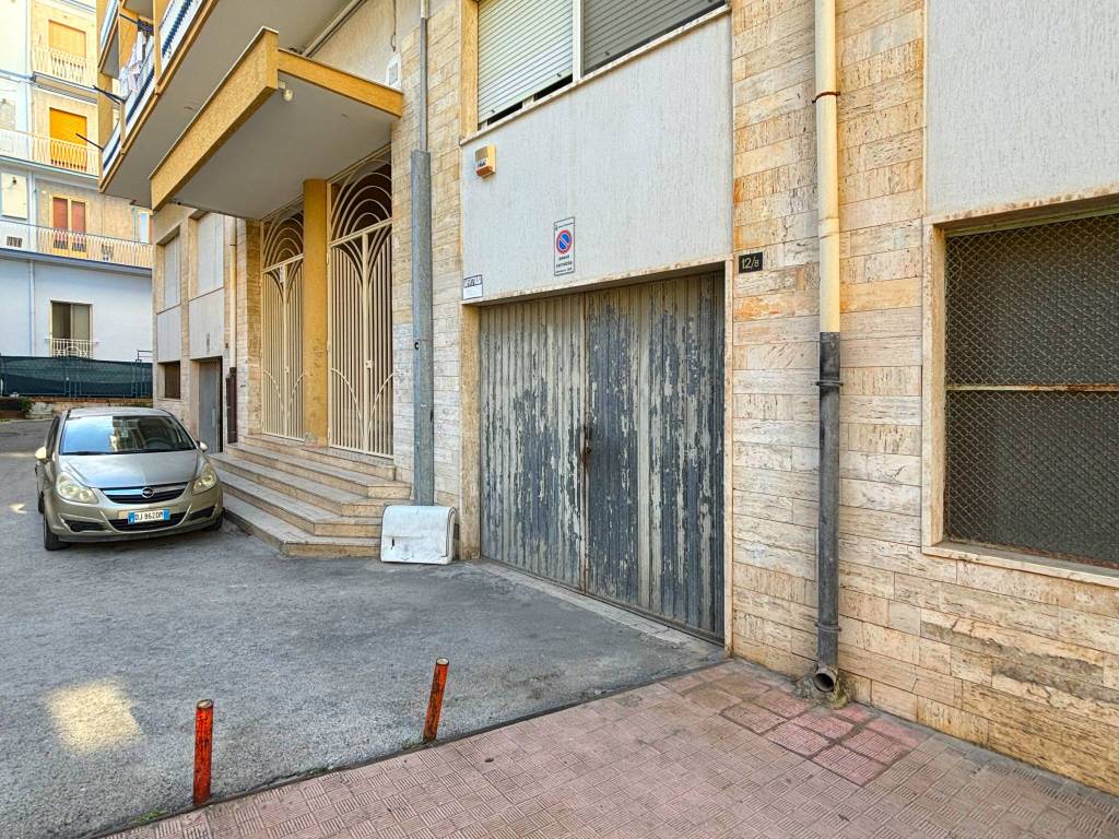 Box / garage a Manfredonia in Viale Miramare - Foto 2