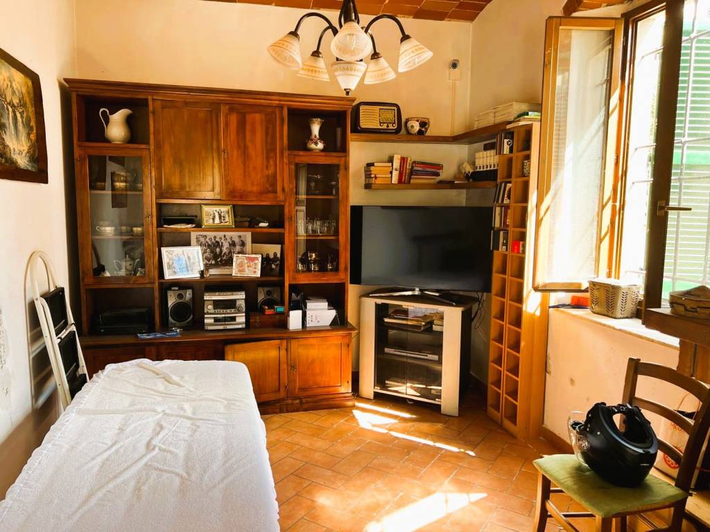 Casa indipendente a Pistoia in Via Gaspare Spontini - Foto 4