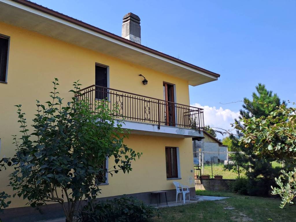 Villa a Bagnolo piemonte in Via Trasversale Ripoira, 42 - Foto 3