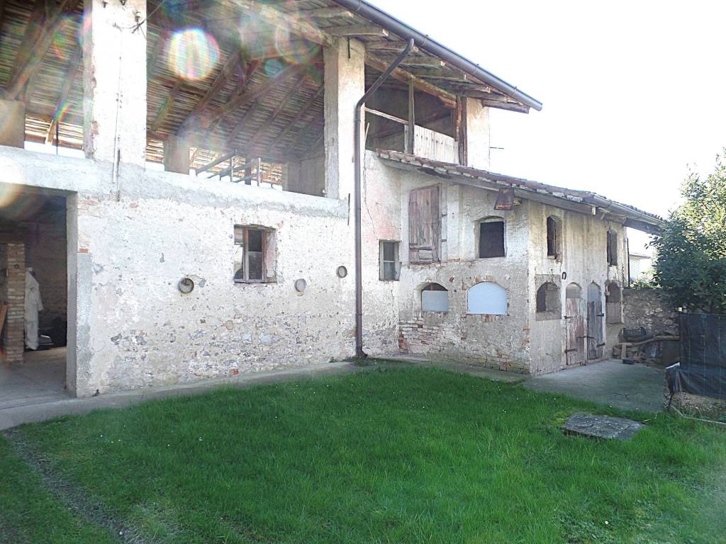 Rustico / casale a Romans d'isonzo in Via Guglielmo Oberdan - Foto 3