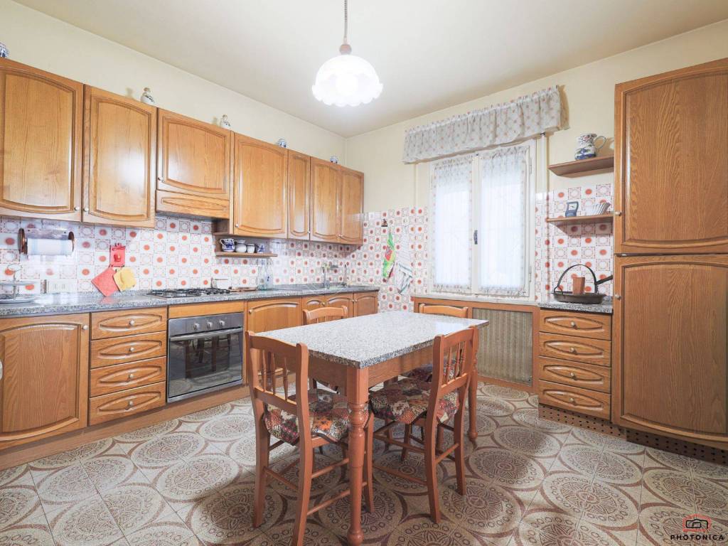 Casa indipendente a Bagnacavallo in Viale Dante Alighieri - Foto 2
