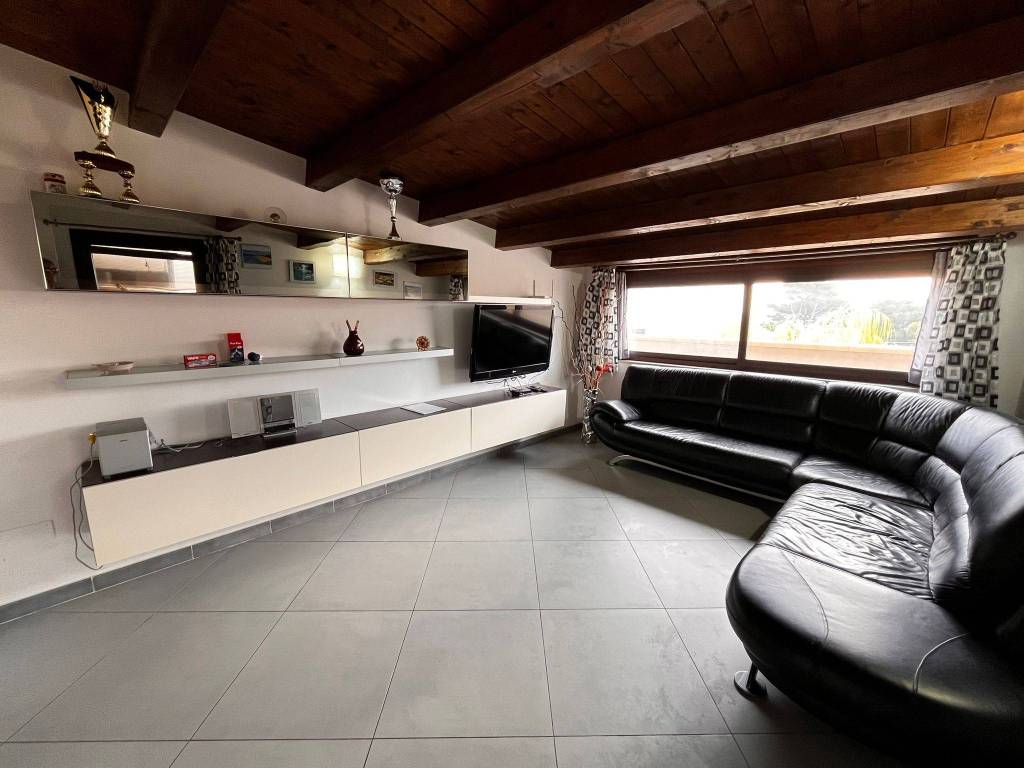 Casa indipendente a Avola in Via Innocenzo Buscermi, 9 - Foto 4