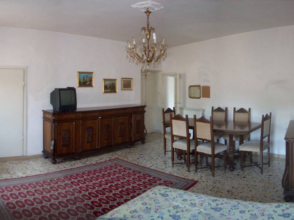 Appartamento a Castelnuovo di farfa in Via Roma, 75 - Foto 4