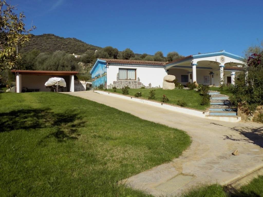 Villa a Torpè in Località Predas Rujas - Foto 3