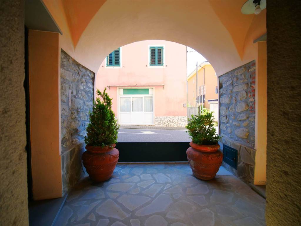 Casa indipendente a Sesta godano in Via Roma , 128 - Foto 4