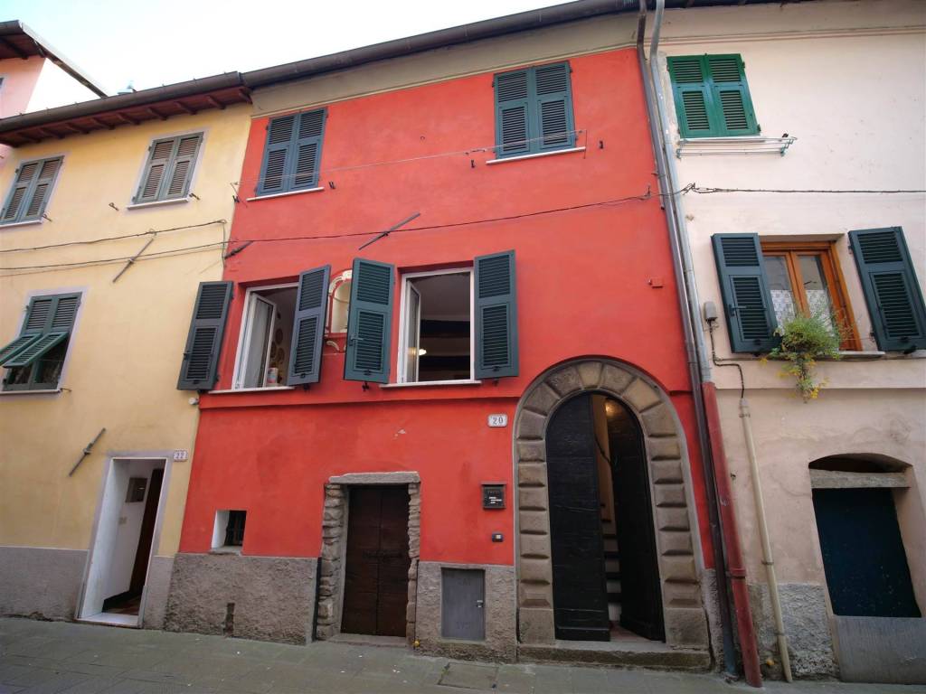 Appartamento a Brugnato in Via Borgo San Bernardo , 20 - Foto 2