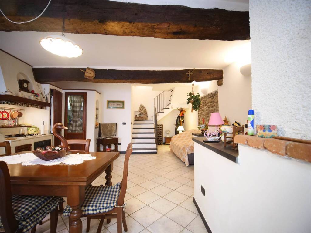 Appartamento a Brugnato in Via Borgo San Bernardo , 20 - Foto 3