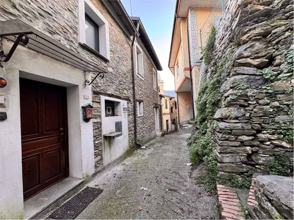 Casa indipendente a Casanova lerrone in Frazione Vellego, 18 - Foto 2