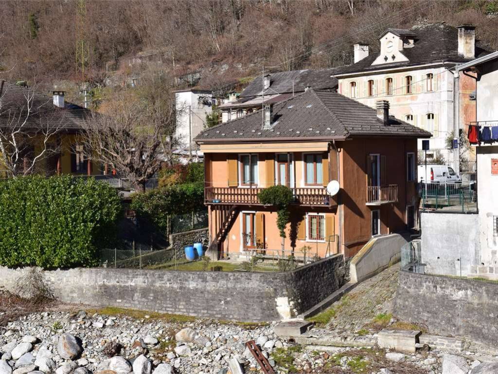 Casa indipendente a Bannio anzino in via Monterosa, 21 - Foto 3