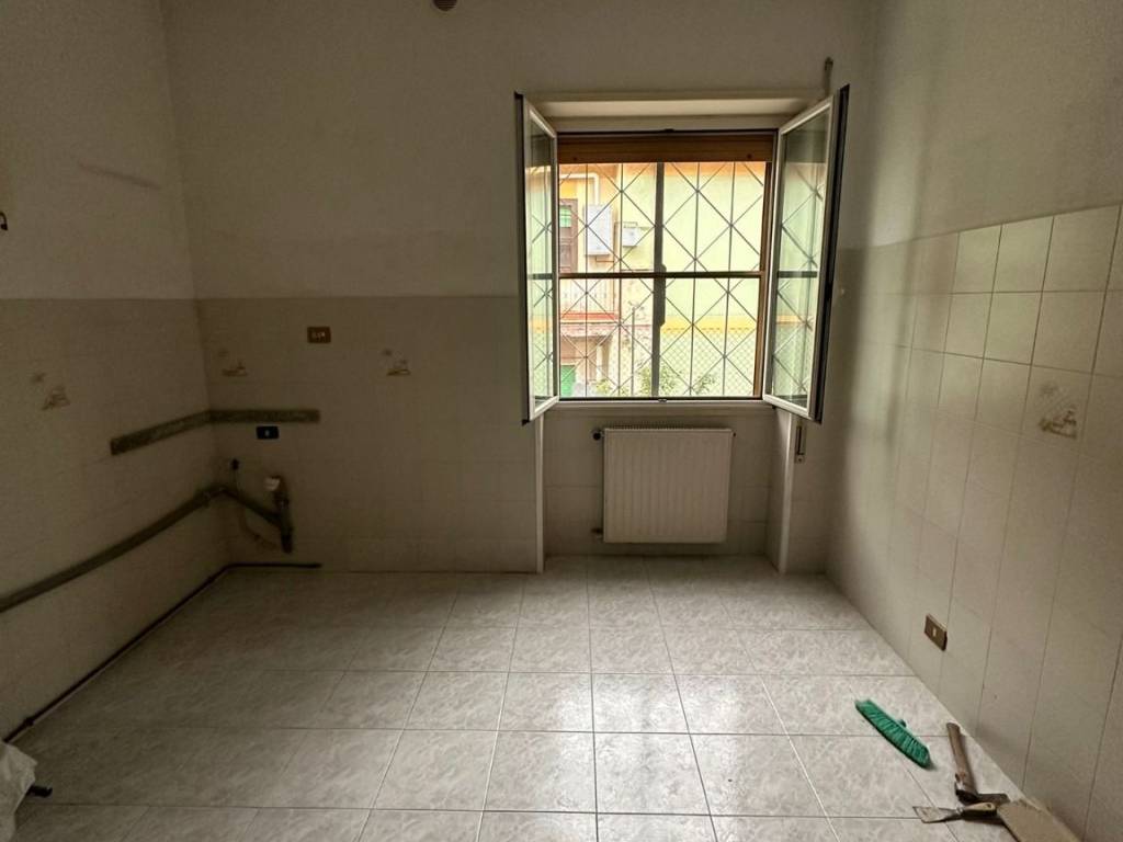 Appartamento a Cisterna di latina in Via Sicilia - Foto 3
