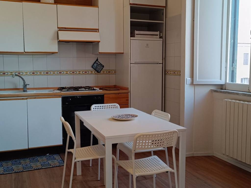 Appartamento a Terracina in Viale della Vittoria - Foto 2