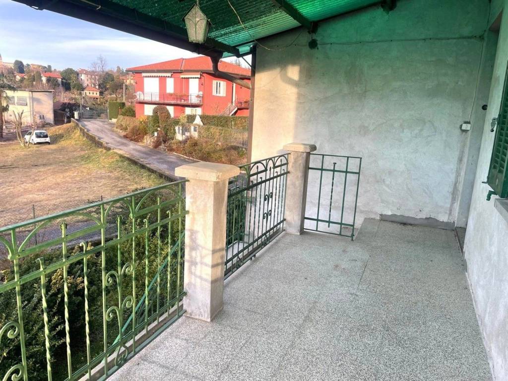 Villa a Castelveccana in Via Cesare Battisti , 21 - Foto 5