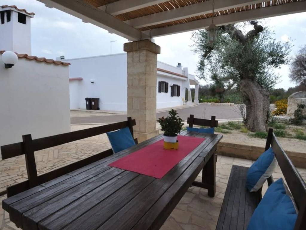 Villa a San vito dei normanni in Contrada Mondescine S.N.C. - Foto 2