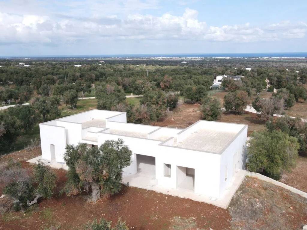 Villa a Carovigno in Strada Provinciale 33 S.N.C. - Foto 4