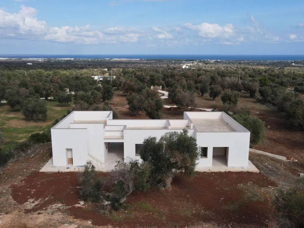 Villa a Carovigno in Strada Provinciale 33 S.N.C. - Foto 5