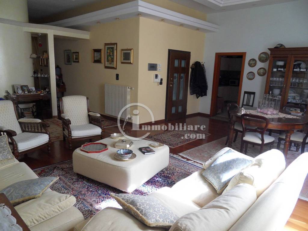 Casa indipendente a Brindisi in Via Alessandro Manzoni, 14 - Foto 2