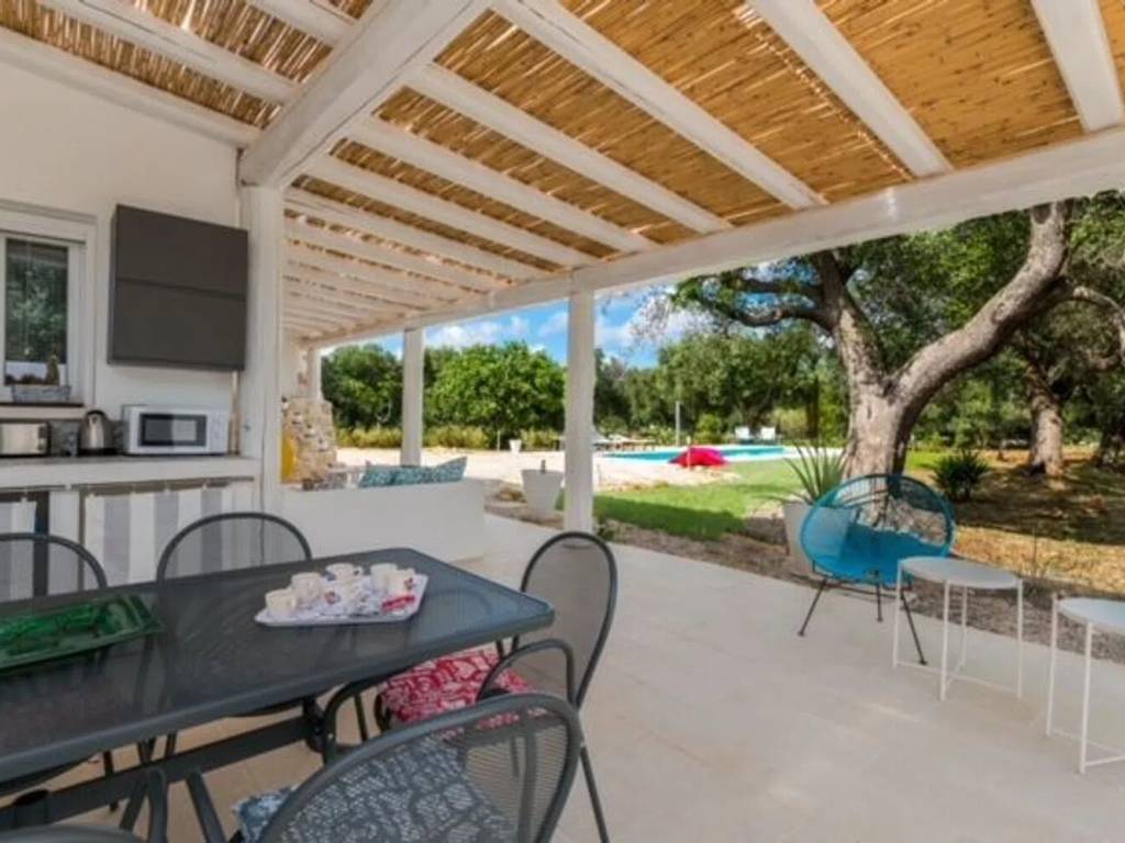 Villa a San vito dei normanni in Contrada Pagliarone S.N.C. - Foto 5